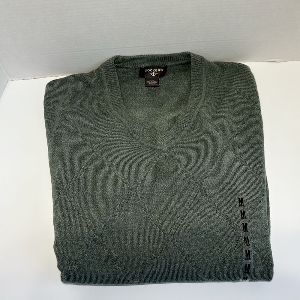 Dockers V-Neck Argyle Sweater Mens Size M Green Pullover Ribbed Geometric NWOT - Picture 3 of 9